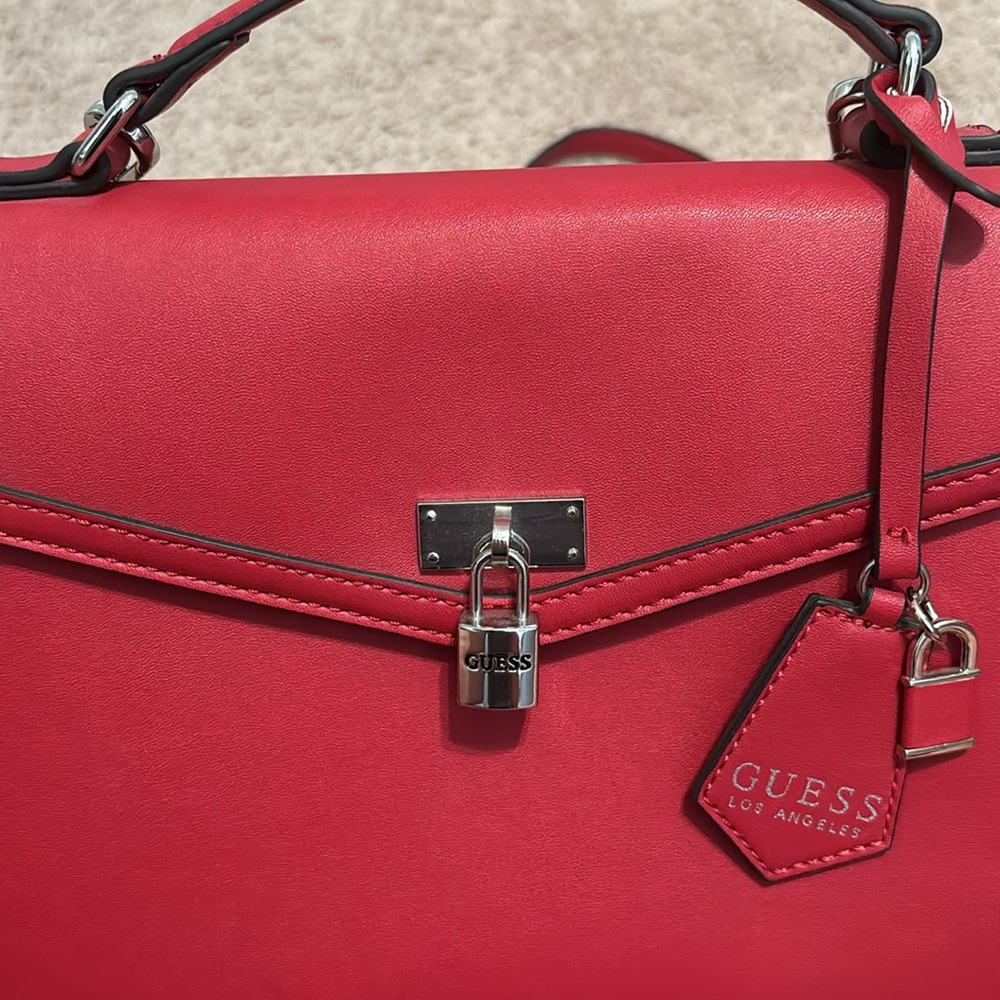 Guess Los Angeles Red Crossbody Bag - Picture 2 of 7
